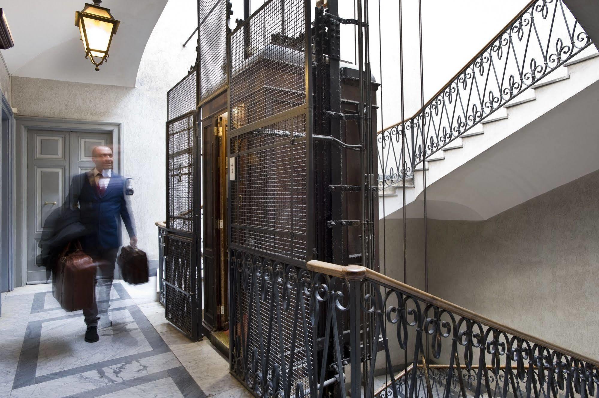 מלון רומא 38 Viminale Street מראה חיצוני תמונה